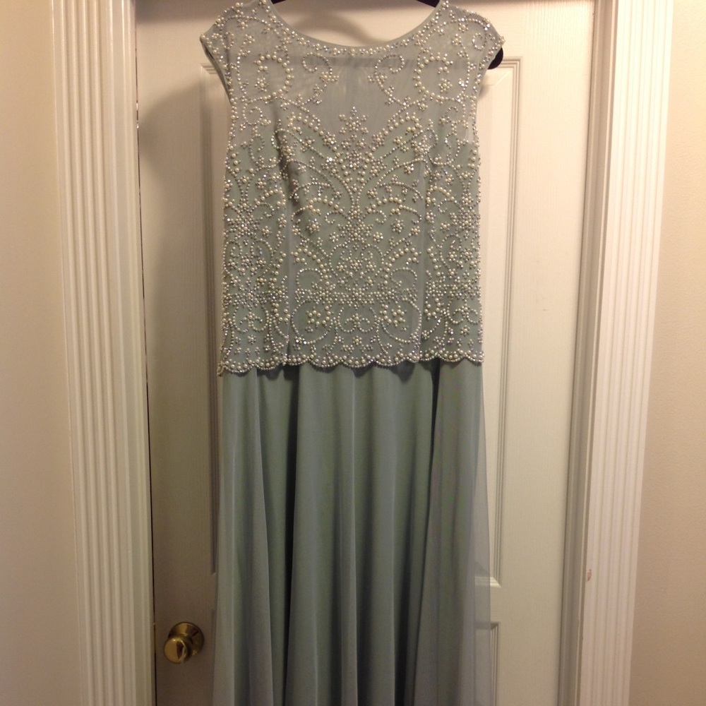 Mother of bride or groom wedding dress